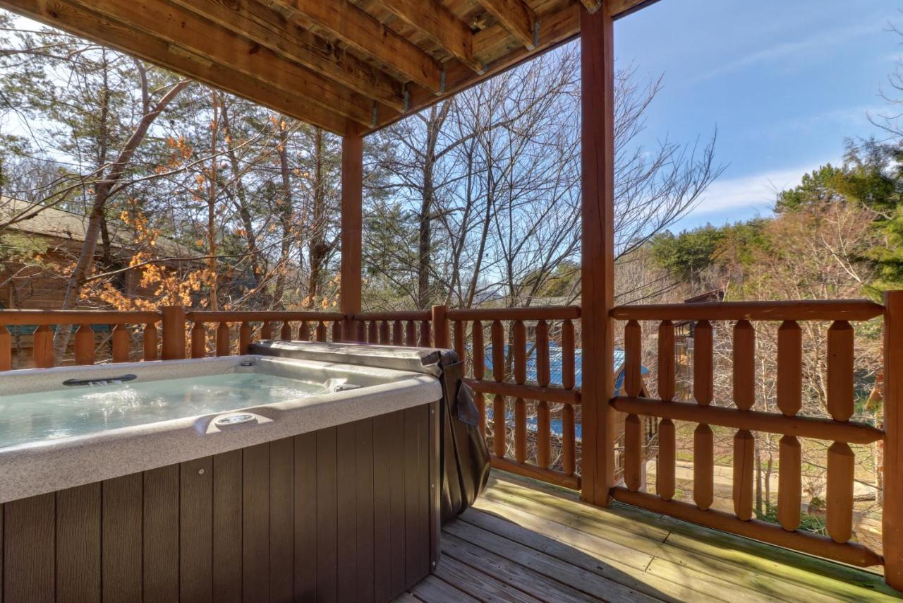 Villa Peaceful Setting Cabin à Pigeon Forge Extérieur photo