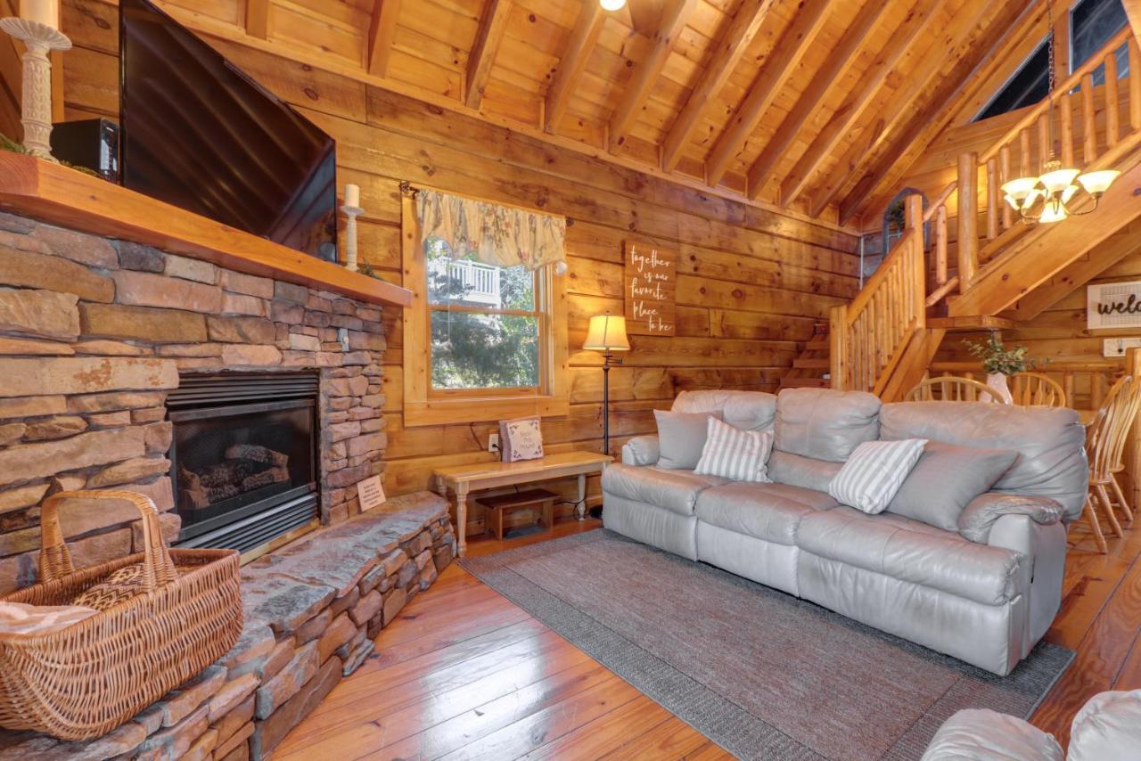 Villa Peaceful Setting Cabin à Pigeon Forge Extérieur photo